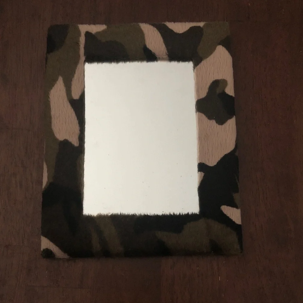 🍄 Camouflage Faux Fur Framed Locker Mirror